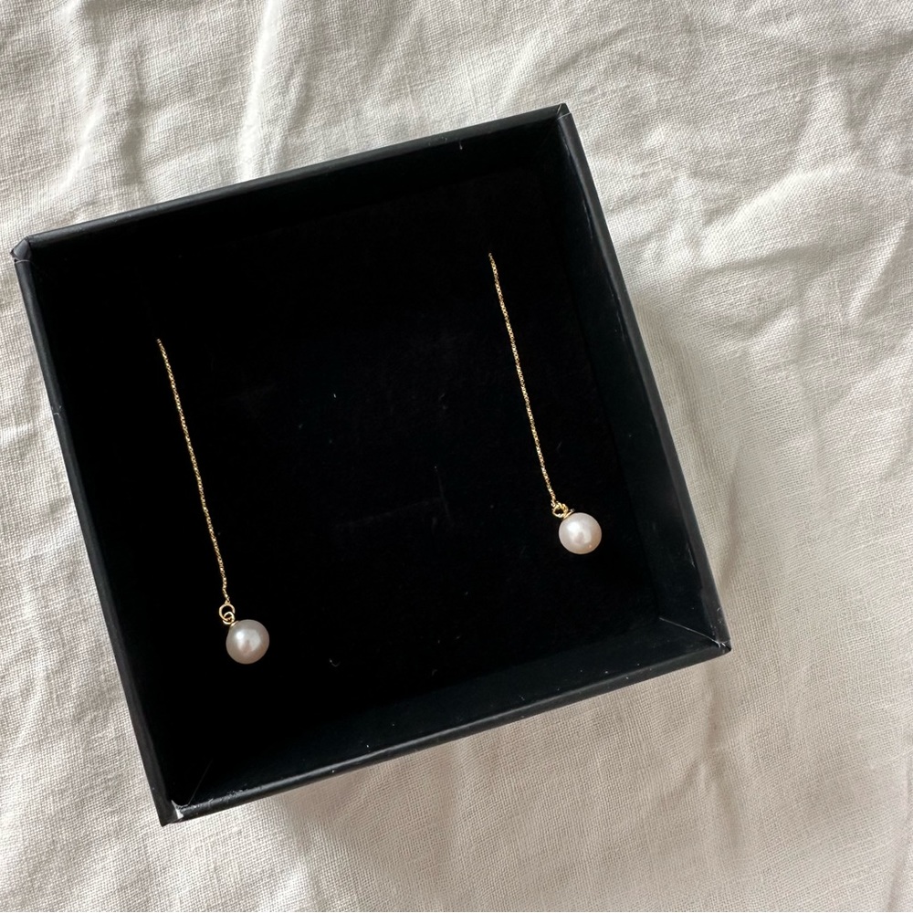 Handmade long drop freshwater pearl earrings with 18k gold fill dangle chain - Picture 8 of 10